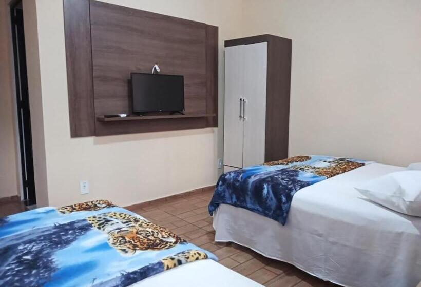 Четырехместный Номер Стандарт, Vitória Center Plaza Praça