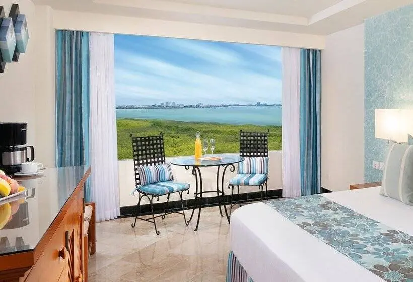 اتاق سوپریور, The Sens Cancun