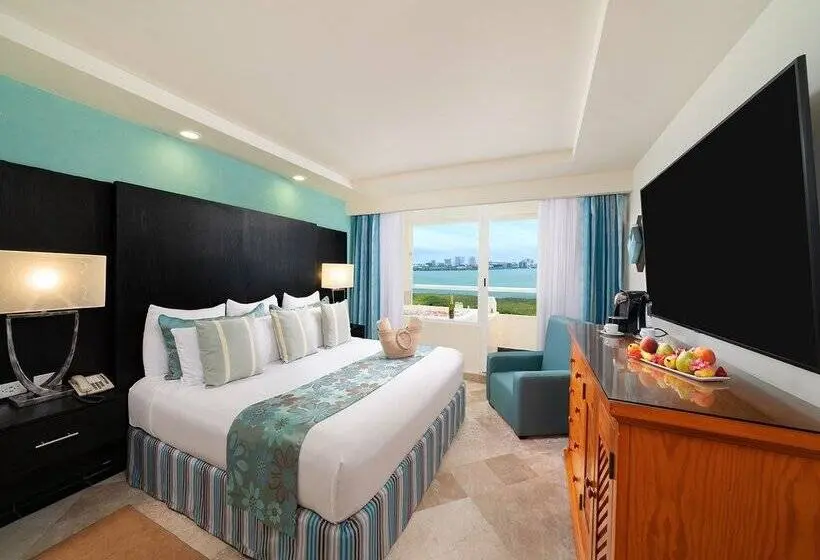 سوییت جونیور, The Sens Cancun