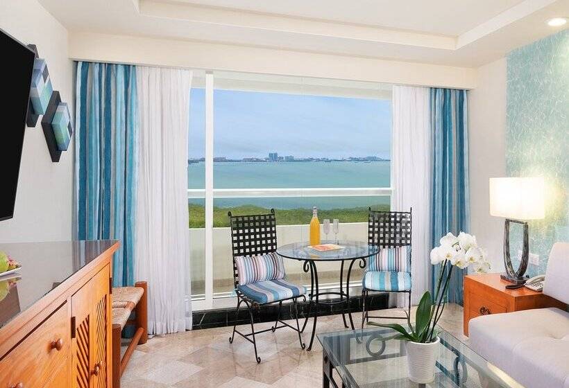 سوییت جونیور, The Sens Cancun