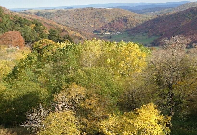 جناح عائلي, Datcha Anastasia