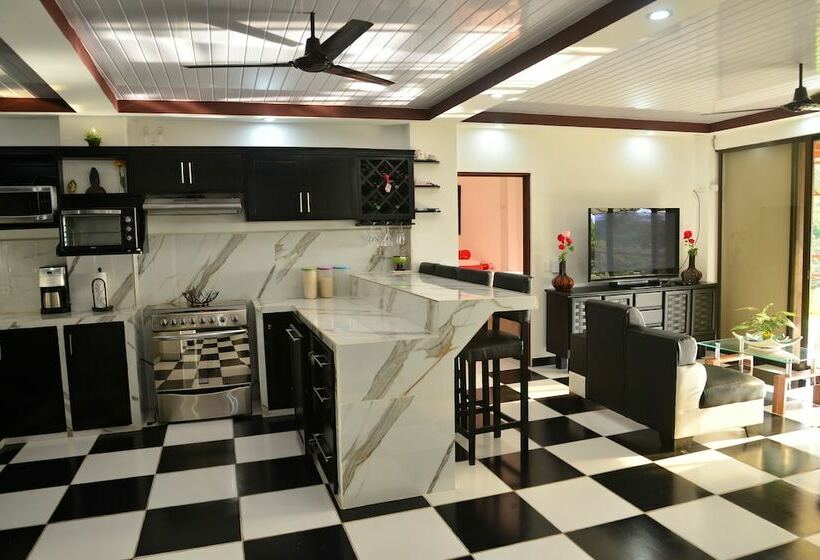 1间卧室的房子, Vista Del Pacifico