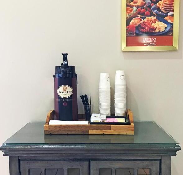 غرفة قياسية سرير كينج, Inn Of Clanton