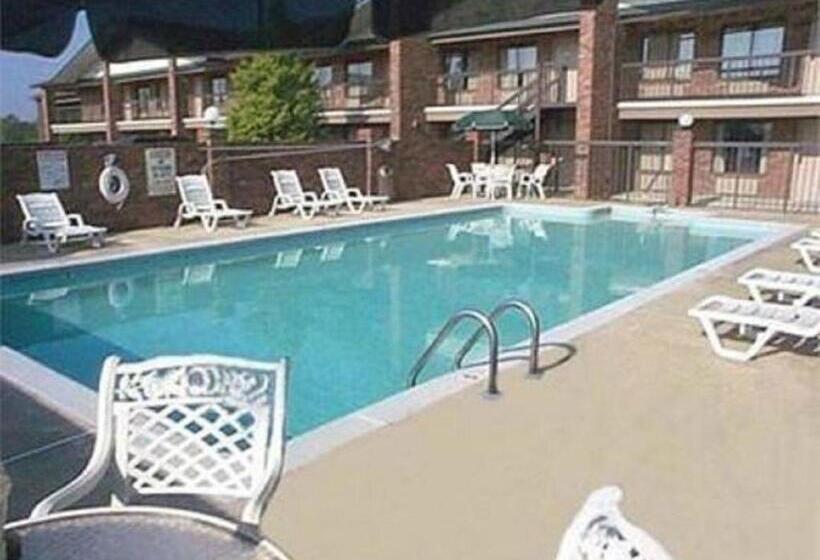 غرفة قياسية سرير كينج لذوى الإحتياجات الخاصة, Inn Of Clanton