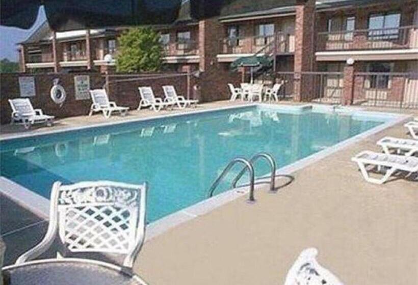 身障者適用キングサイズベッドルーム, Inn Of Clanton