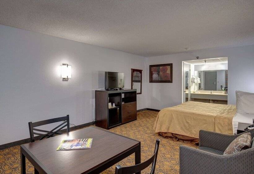 ダブルベッドスタンダードルーム, Howard Johnson By Wyndham Branson Theatre District