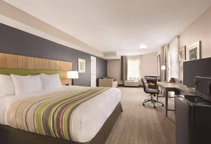 带阳台精选间, Country Inn & Suites By Radisson, Pigeon Forge South, Tn