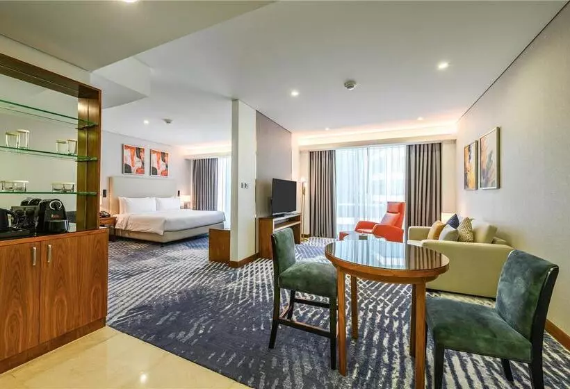 استودیو استاندارد با تخت کینگ, Revel Hotel Des Moines Urbandale, Tapestry Collection By Hilton