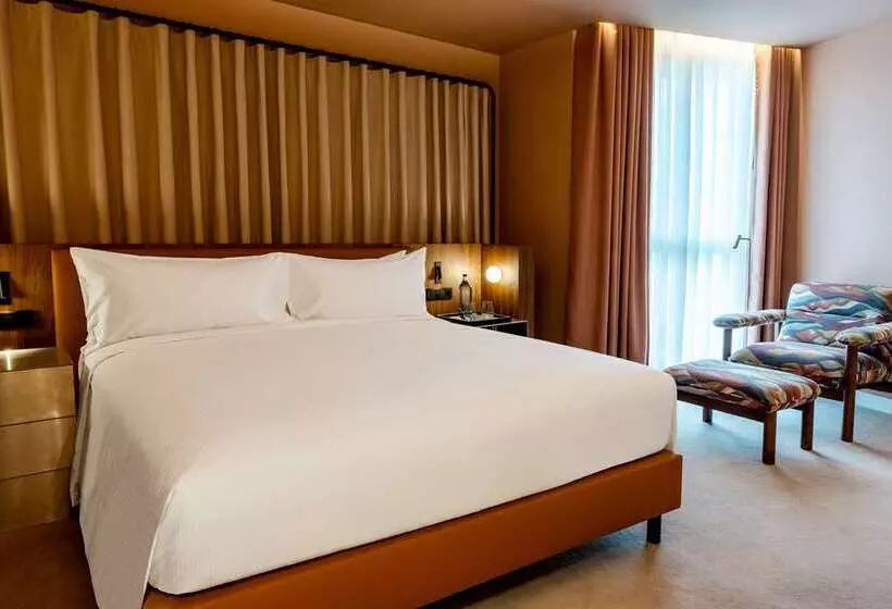 استودیو استاندارد با تخت کینگ, Revel Hotel Des Moines Urbandale, Tapestry Collection By Hilton