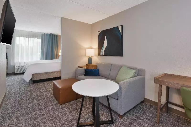 キングサイドベッドのスタンダードワンルーム, Staybridge Suites Pittsburgh Airport By Ihg