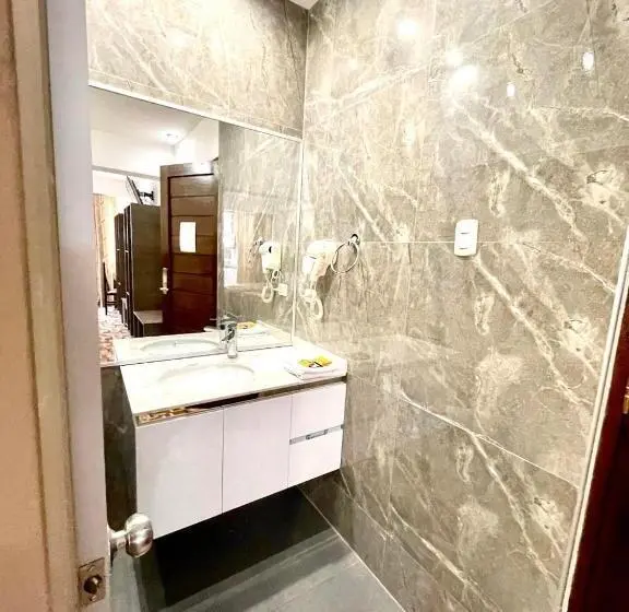 اتاق استاندارد سه نفره, Suite Terrazzo