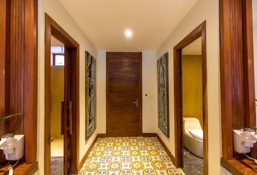 جناح ديلوكس, Golden Temple Boutique