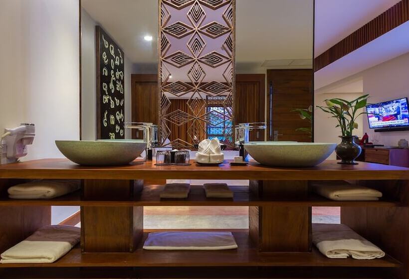 プレミアムスイート, Golden Temple Boutique