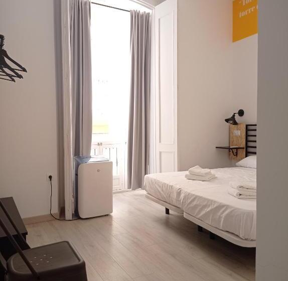 Quarto Deluxe com Sacada, Planeta Cadiz Hostel