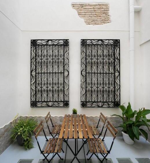 Quarto Familiar, Planeta Cadiz Hostel