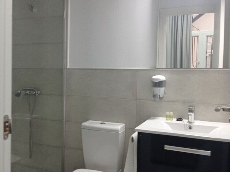 Quarto Economy, Planeta Cadiz Hostel