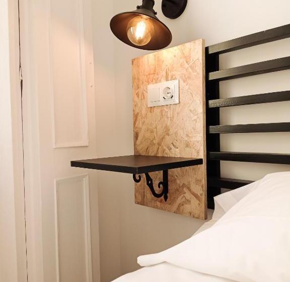 Quarto Deluxe com Sacada, Planeta Cadiz Hostel