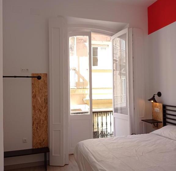 Quarto Deluxe com Sacada, Planeta Cadiz Hostel