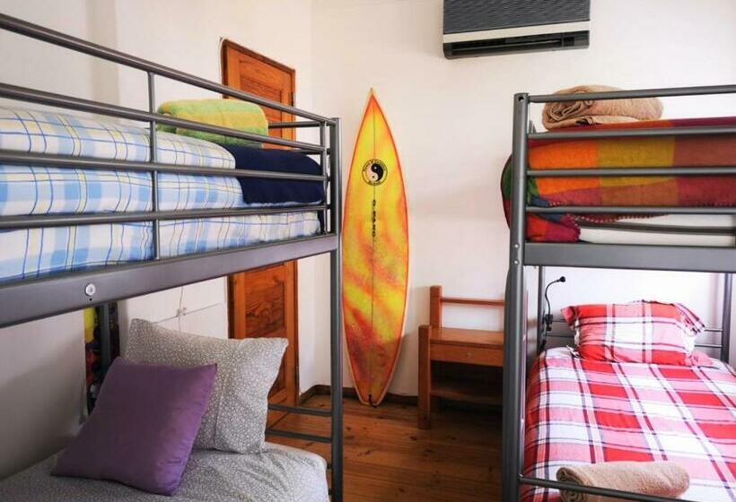 Кровать в Общей Комнате, Caparica Surf Villa