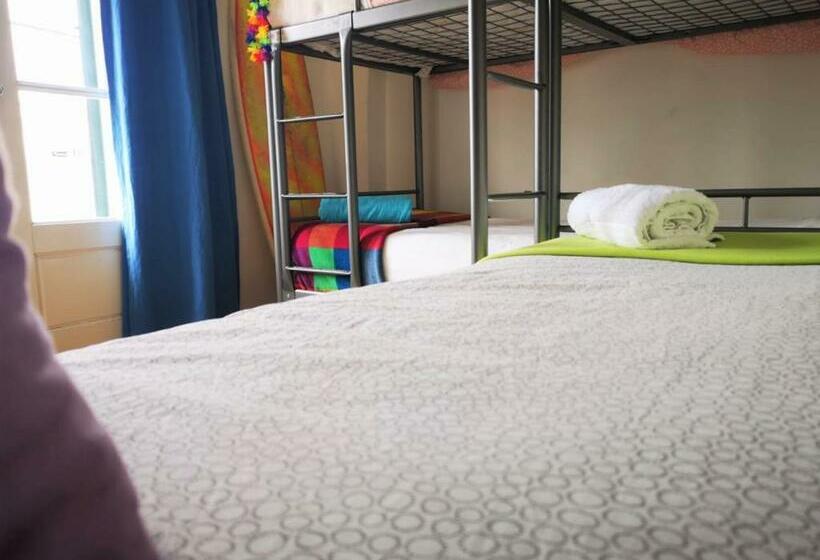 Кровать в Общей Комнате, Caparica Surf Villa