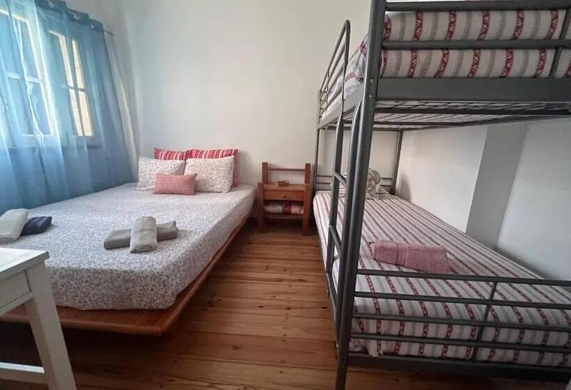 اتاق استاندارد با تخت بزرگ, Caparica Surf Villa
