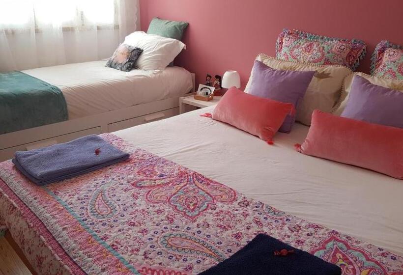 اتاق استاندارد با تخت بزرگ, Caparica Surf Villa