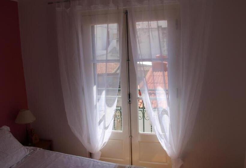 اتاق استاندارد, Caparica Surf Villa