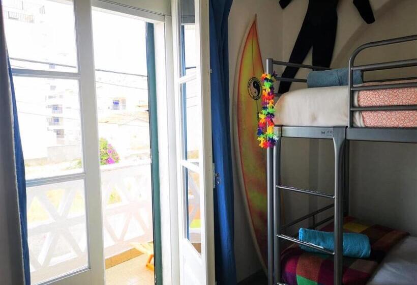 Четырехместный Номер Стандарт, Caparica Surf Villa