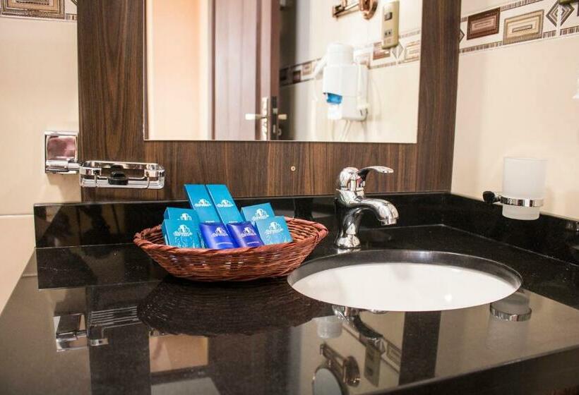 اتاق استاندارد, Pairumani