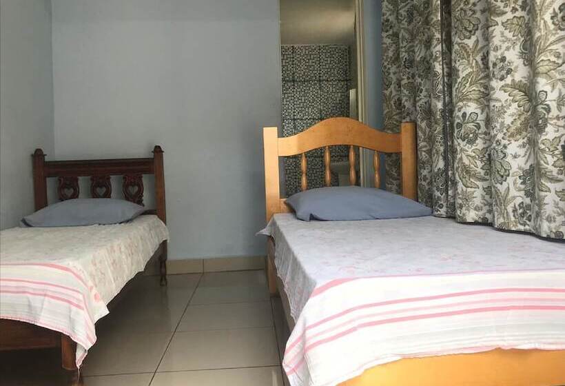 スタンダード４人部屋, Pousada Paraná