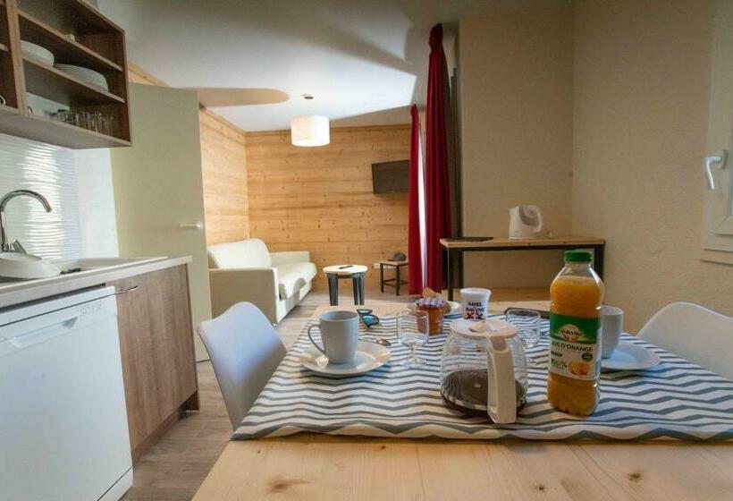 דירת שלושה חדרים, Olydea Perriere Saint Colomban