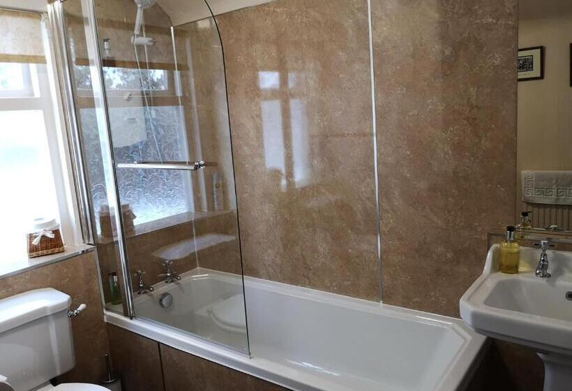 Standard room with outdoor bath, Cranford Guest House