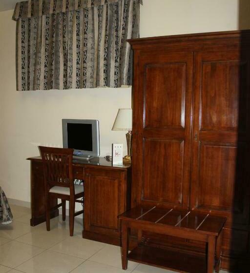 חדר סטנדרט, Domus