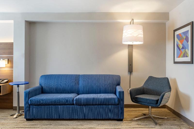 Люкс, Holiday Inn Express Hotel & Suites Albuquerque Midtown, An Ihg