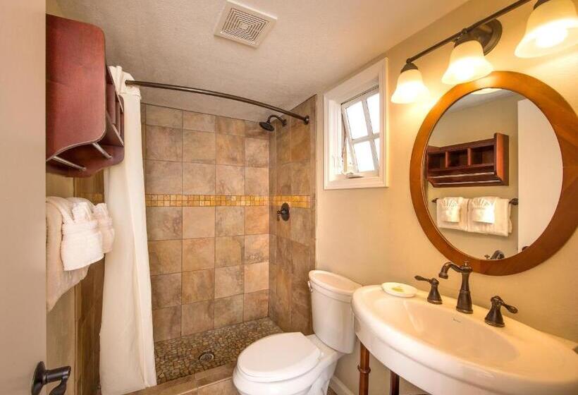 غرفة قياسية سرير كينج, Sunset Inn Pacific Grove
