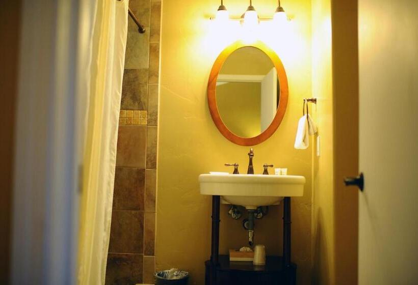 스탠다드 룸 킹사이즈 침대, Sunset Inn Pacific Grove