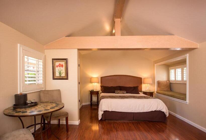 غرفة قياسية سرير كينج, Sunset Inn Pacific Grove