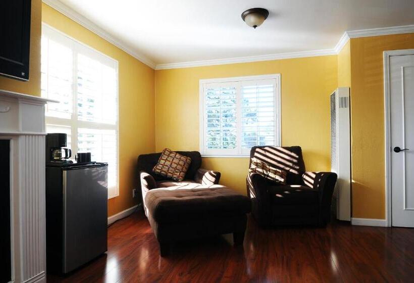 جناح سرير كينج, Sunset Inn Pacific Grove