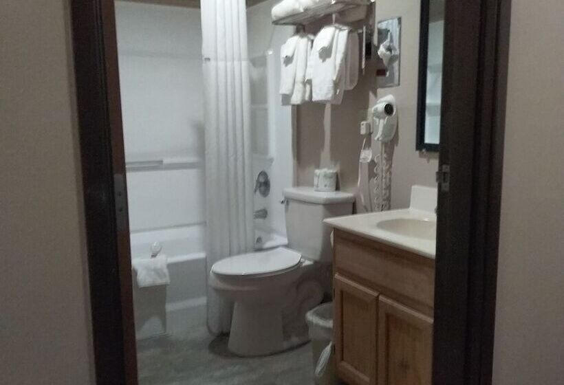 Люкс 2 Спальни, Super 8 By Wyndham Taos