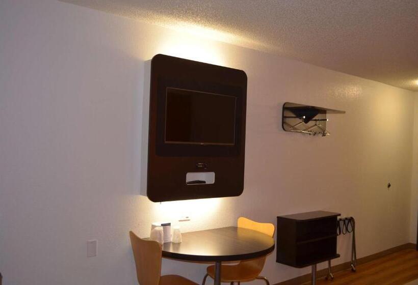 غرفة ديلوكس سرير كينج, Motel 6 Kingsland Kings Bay Naval