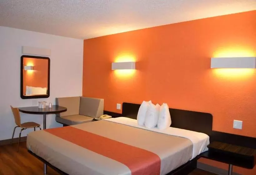 キングサイズベッドのデラックスルーム, Motel 6 Kingsland Kings Bay Naval