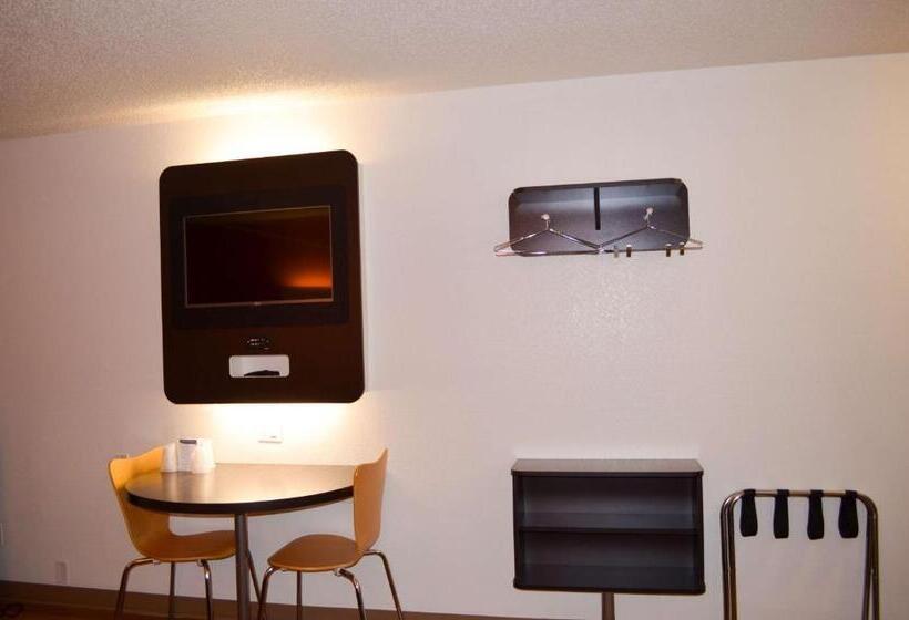 غرفة ديلوكس سرير كينج, Motel 6 Kingsland Kings Bay Naval