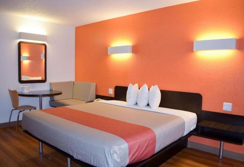 غرفة قياسية لذوى الاحتياجات الخاصة, Motel 6 Kingsland Kings Bay Naval