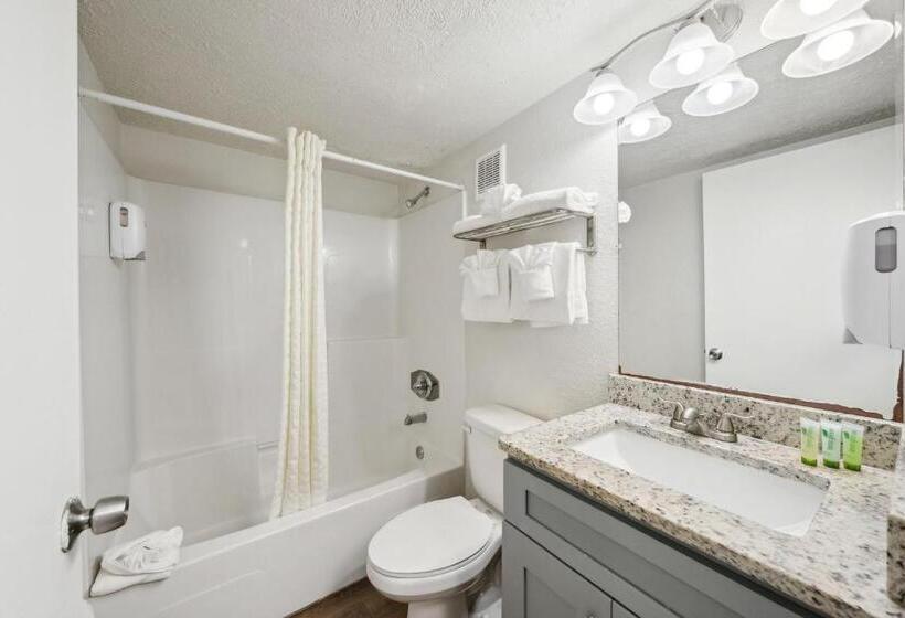 オーシャンビューデラックススイート, Sugar Sands Beachfront Hotel, A By The Sea Resort