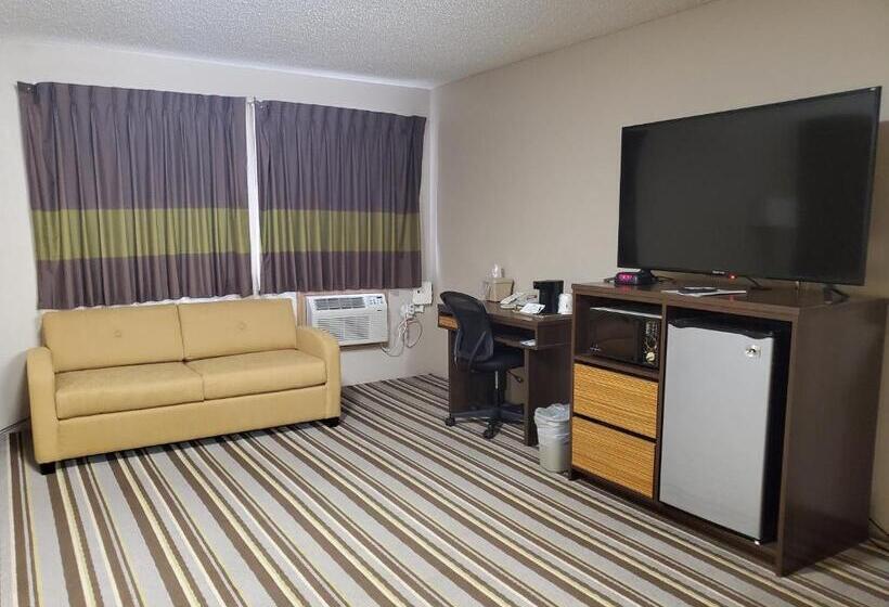 디럭스 스위트 킹 침대, Super 8 By Wyndham Blue Earth