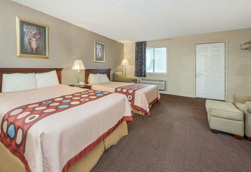 غرفه قياسيه سريرين مزدوجين, Super 8 By Wyndham Centervillerichmond