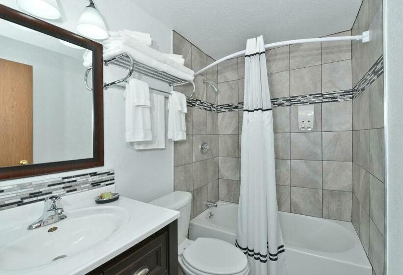 סוויטה דלוקס, Super 8 By Wyndham Deadwood Black Hills Area