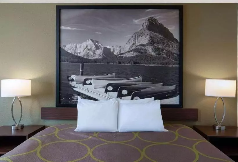 キングサイズベッドのデラックスルーム, Super 8 By Wyndham Livingston Yellowstone