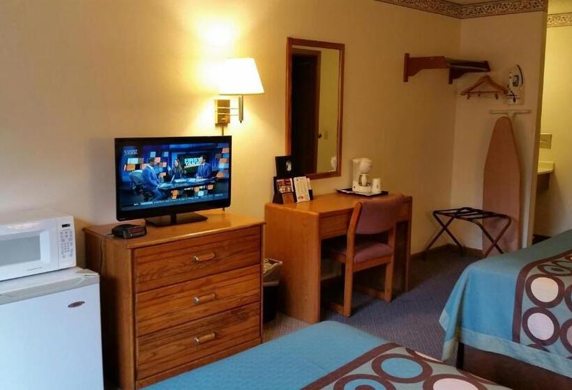 2ダブルベッドのスタンダードルーム, Super 8 By Wyndham Macomb