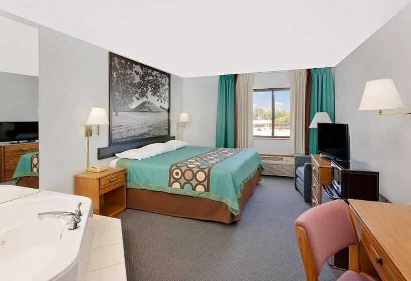 キングサイズベッドのスイートルーム, Super 8 By Wyndham Macomb